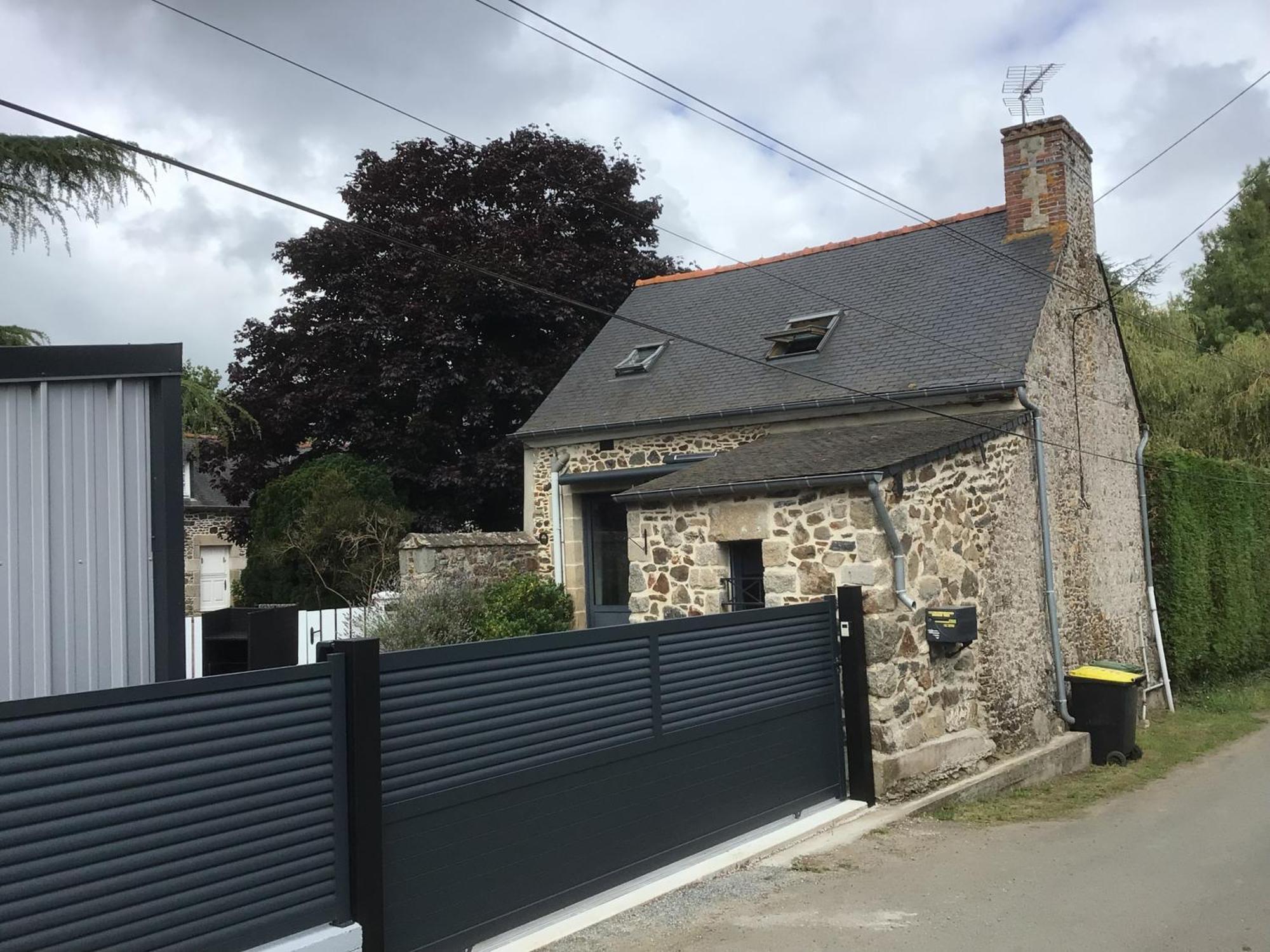 Maison En Pierre A La Campagne Proche De La Mer Plourhan Exterior photo
